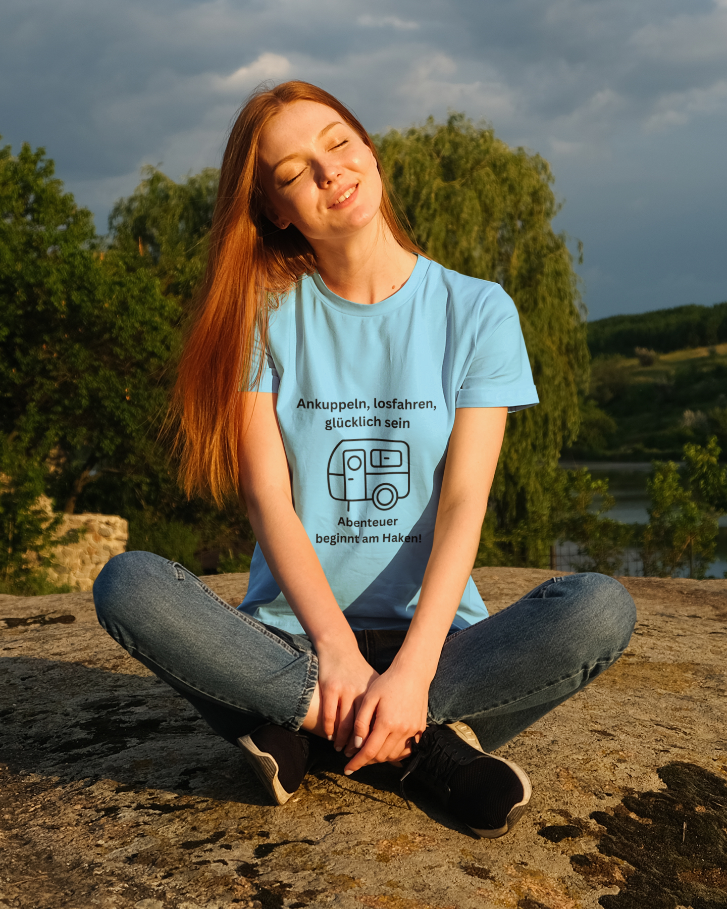 Camping - Premium Shirt Women